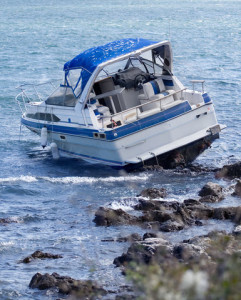 boating accident on the rocks